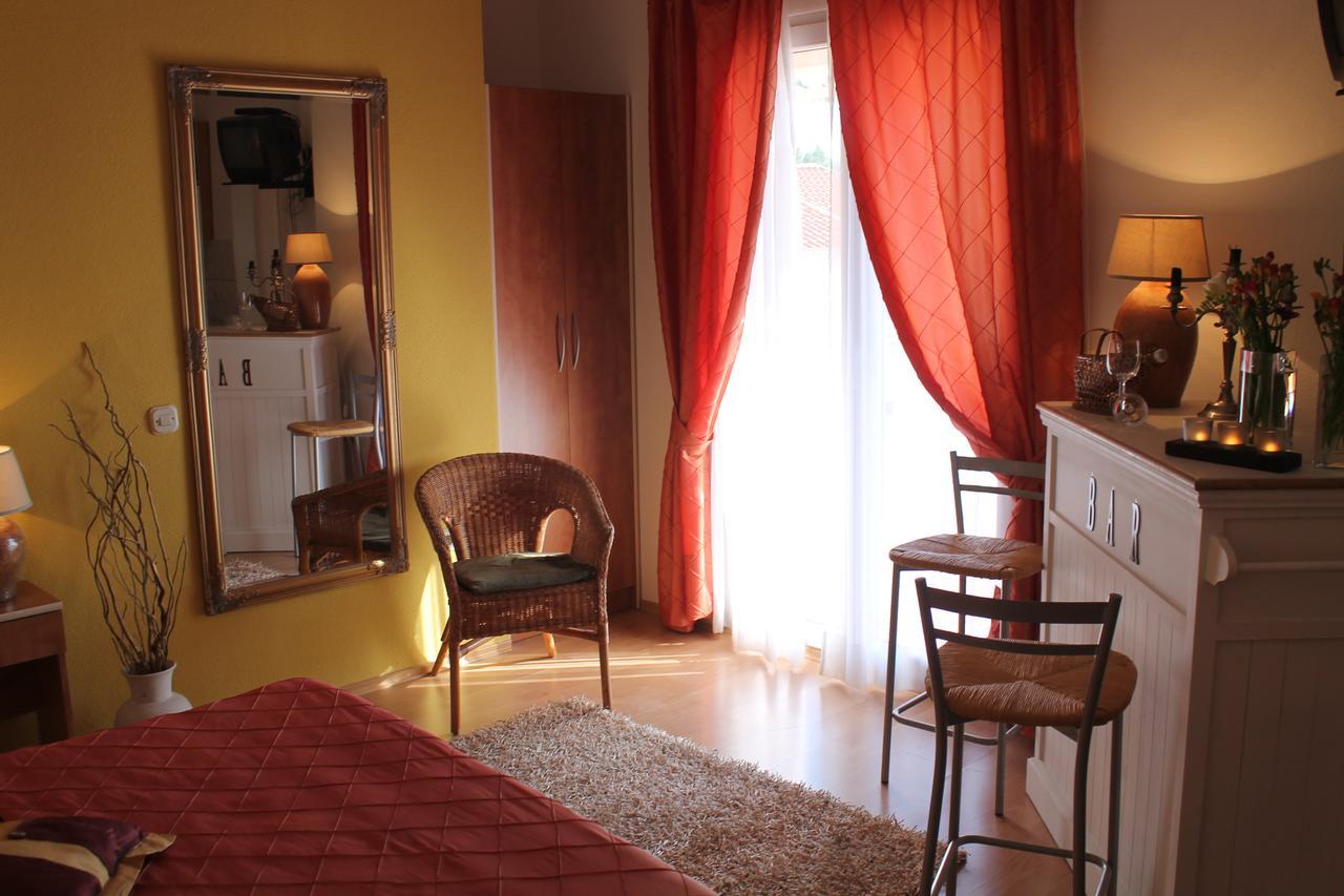 Villa Bougenvilia Tomas Tucepi Ngoại thất bức ảnh